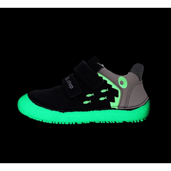 Barefoot Fluoreszkáló Zárt cipő cápás