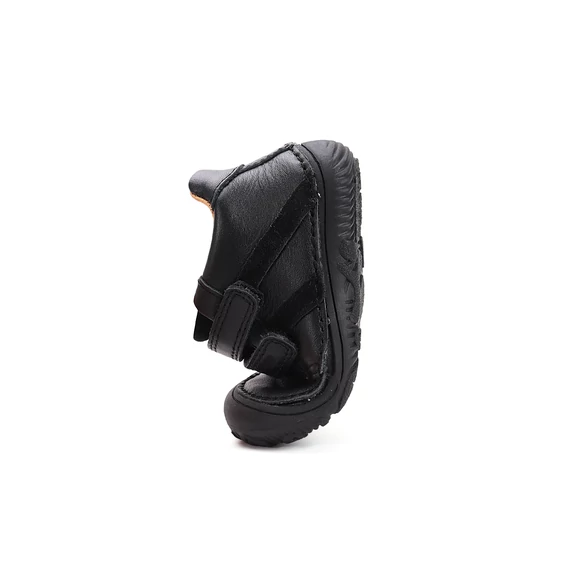 Barefoot Zárt cipő fekete