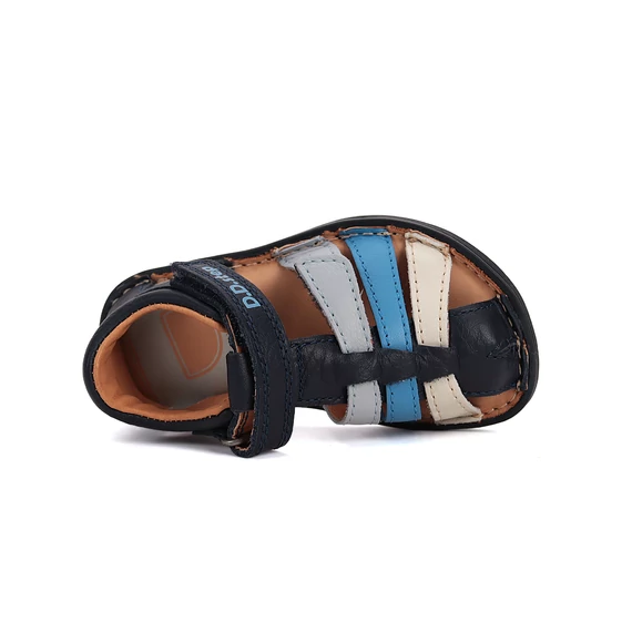 Kisfiú Barefoot Szandál